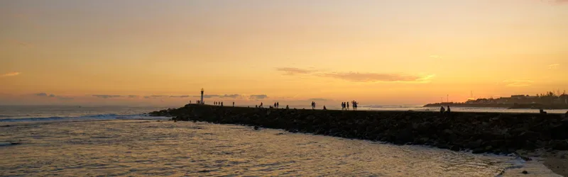 Coucher de soleil terre sainte reunion
